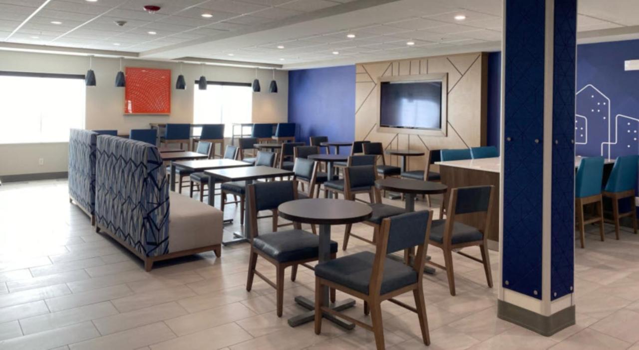Holiday Inn Express Hotel & Suites Grand Junction By Ihg Exterior foto